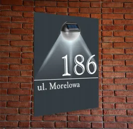 antracyt-tabliczka-adresowa-aluminiowa-numer-domu-oswietlona-pionowa-30x20