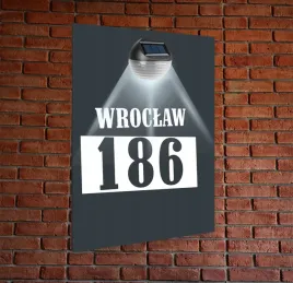 antracyt-tabliczka-adresowa-aluminiowa-numer-domu-oswietlona-pionowa-40x30