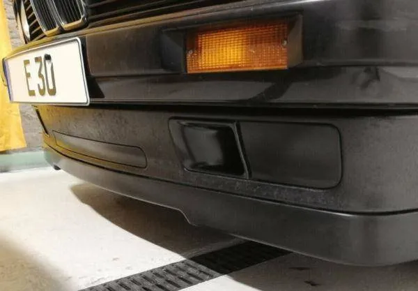 spoiler-dokladka-przednia-bmw-e30-typ-samochodu-samochody-osobowe