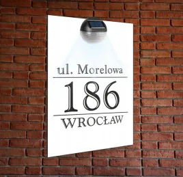 biala-tabliczka-adresowa-oswietlona-led-pionowa-dibond-numer-domu-30x20
