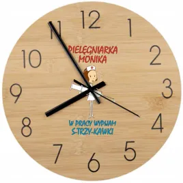 bambusowy-zegar-scienny-z-nadrukiem-uv-prezent-dla-pielegniarki-z-imieniem