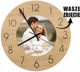 bambusowy-zegar-scienny-z-nadrukiem-uv-prezent-dla-zony-meza-ze-zdjeciem