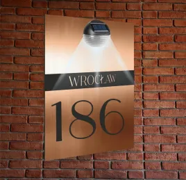 miedziana-tabliczka-adresowa-nierdzewna-numer-domu-lampka-led-pionowa-40x30