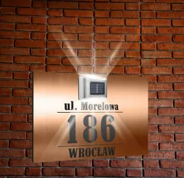 miedziana-tabliczka-adresowa-nierdzewna-oswietlona-numer-domu-dibond-40x30