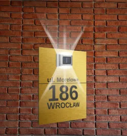 zlota-tabliczka-adresowa-nierdzewna-oswietlony-numer-domu-40x30-pionowa