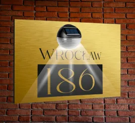 tabliczka-adresowa-oswietlona-lampka-led-numer-domu-40x30-zlota-nierdzewna