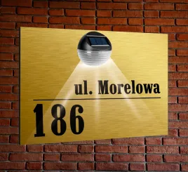 tabliczka-adresowa-oswietlona-numer-domu-dibond-40x30-zlota-nierdzewna