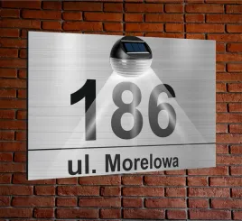 tabliczka-adresowa-oswietlona-numer-domu-dibond-srebrna-aluminiowa-40x30