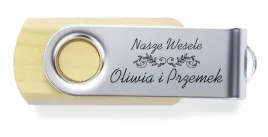 pendrive-slubny-z-imionami-drewniany-nadruk-pamiatka-prezent-wesele
