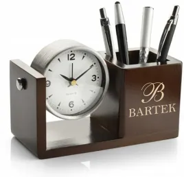 grawer-przybornik-na-biurko-z-zegarkiem-personalizowany-prezent-z-imieniem