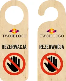 zawieszka-na-drzwi-klamke-hotelowa-rezerwacja-drewniana-twoj-nadruk-napis