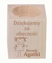 grawerowany-swiecznik-drewniany-podziekowania-na-roczek-z-imieniem-napisem