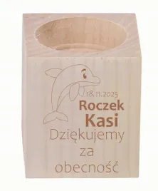 grawerowany-swiecznik-drewniany-podziekowania-na-roczek-z-imieniem-dziecka