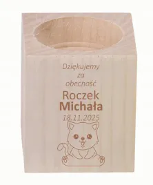 grawerowany-swiecznik-drewniany-podziekowania-na-roczek-z-imieniem