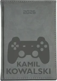 kalendarz-tygodniowy-a6-2026-z-grawerem-planer-ksiazkowy-twoje-imie-napis
