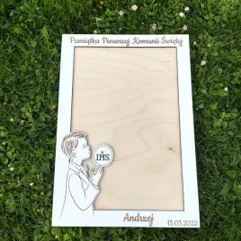 personalizowana-pamiatka-komunijna-ksiega-gosci-ramka-xxl