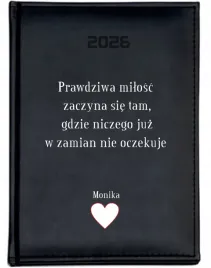 kalendarz-a6-2026-tygodnniowy-z-nadrukiem-uv-cytatem-twoj-napis-prezent