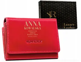 damski-portfel-grawer-w-kwiaty-wlasna-dedykacja