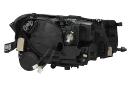 reflektor-swiatel-przednich-val450708