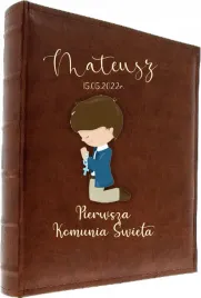 album-komunijny-na-zdjecia-z-dedykacja-imieniem