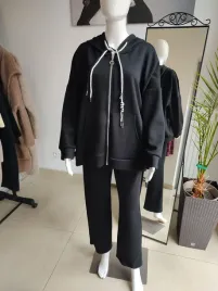 maselkowy-dres-oversize-z-kapturem-czarny-one-size