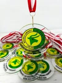 medal-z-plexi-8-cm-sportowy-z-twoim-wzorem-nadrukiem-uv-personalizowany