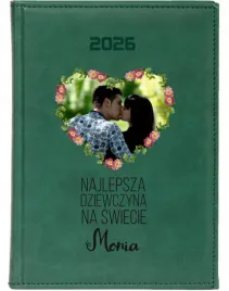 stylowy-prezent-dla-dziewczyny-personalizowany-kalendarz-a4-2026-ksiazkowy