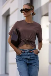 t-shirt-elvie-z-marszczeniem-i-roza-m-mleczna-czekolada