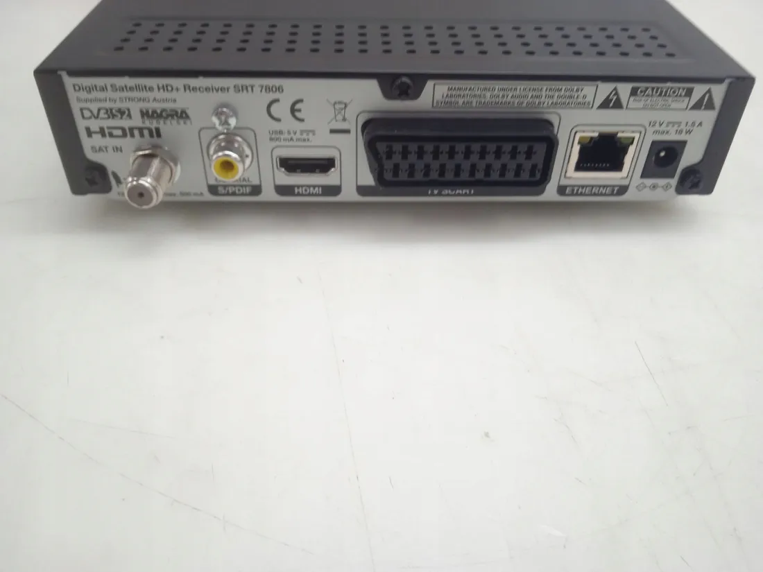 tuner-dvb-s2-strong-srt7815-hd-stan-powystawowy