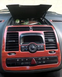 mercedes-viano-w639-dekory-kokpitu-okleiny-panel-deska-carbon-folia-3d-alu