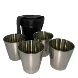 4-mosiezne-niklowane-kubki-w-etui-skorzanym