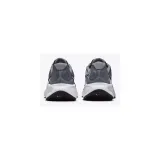 revolution-7-marka-nike-kod-producenta-fb2207007