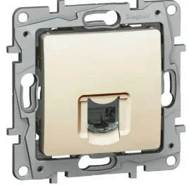gniazdo-internetowe-rj45-cat6-utp-legrand-bezowy-396672