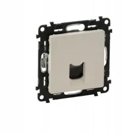 legrand-valena-life-gniazdo-1-x-rj-45-kat-6-utp-kremowe-755747