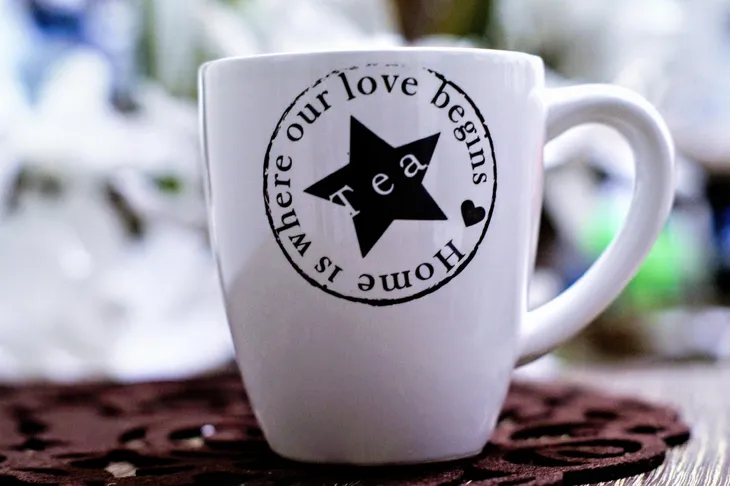 kubek-kolor-bialy-czarny