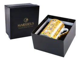 kubek-klimt-oczekiwanie-w-prezentowym-pudelku