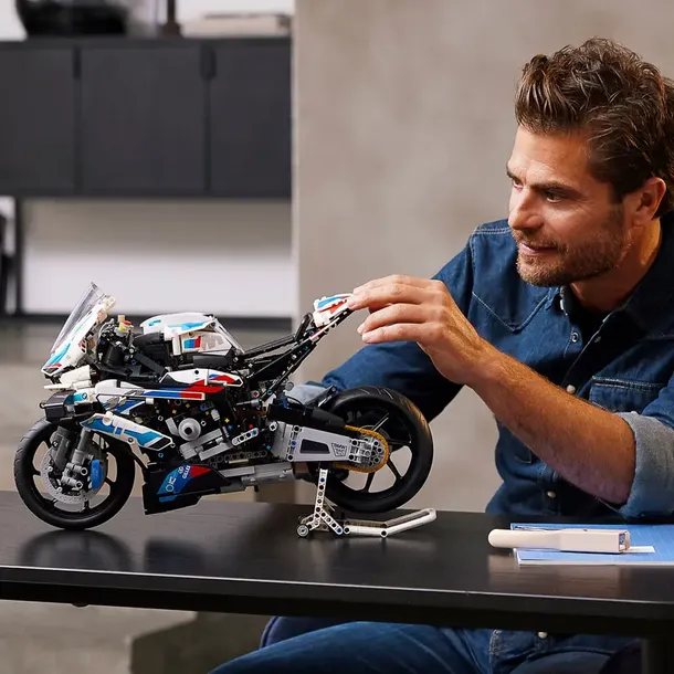 lego-technic-42130-bmw-m-1000-rr-rodzaj-zestaw