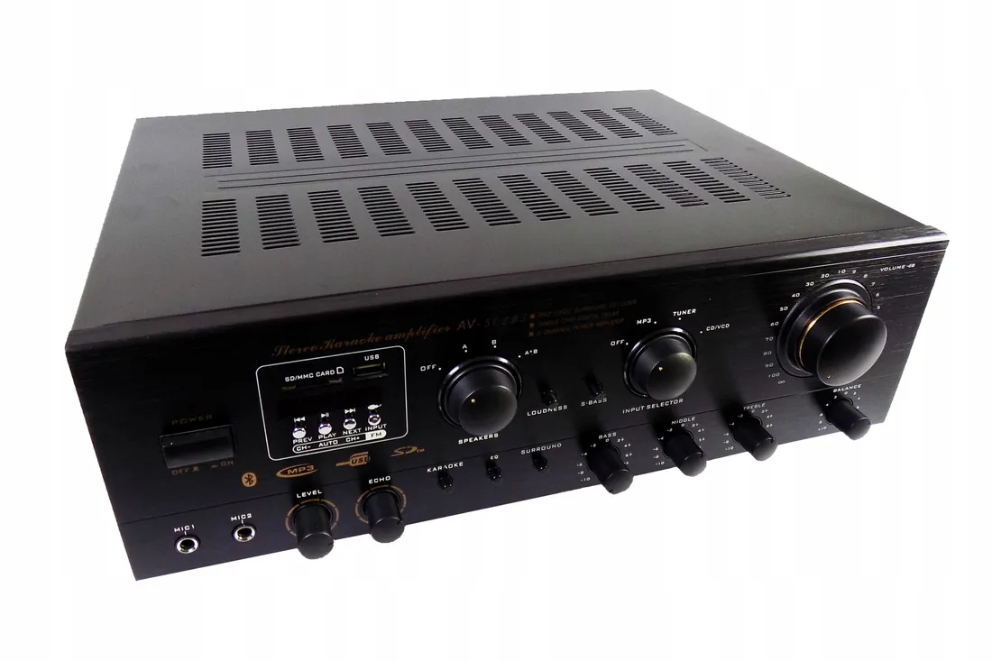 profesjonalny-wzmacniacz-amplituner-bluetooth-7k