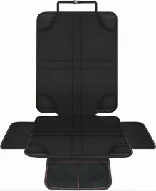 podkladka-mata-ochronna-pod-fotelik-samochodowy-dzieciecy-isofix