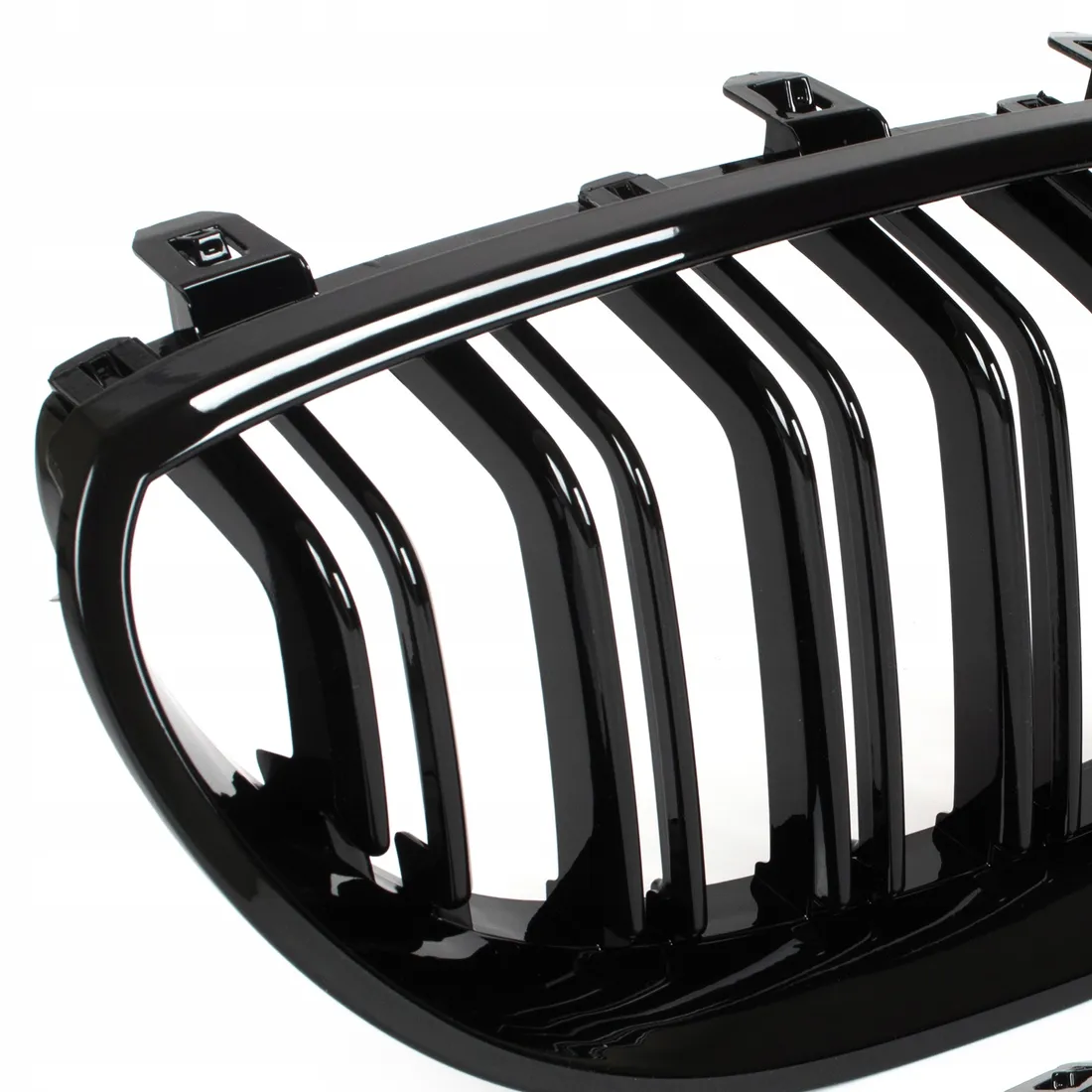 atrapa-nerki-grill-kratka-do-bmw-5-e60-e61-m5-style