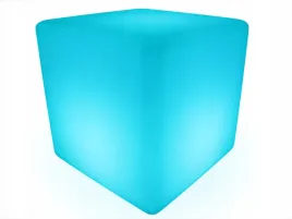 podswietlane-krzeslo-ogrodowe-kostka-led-cube-050-lampa-16-kolorow-50x50-cm