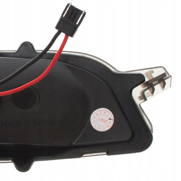 kierunkowskazy-dynamiczne-led-volvo-s60-s80-kolor-klosza-dymiony