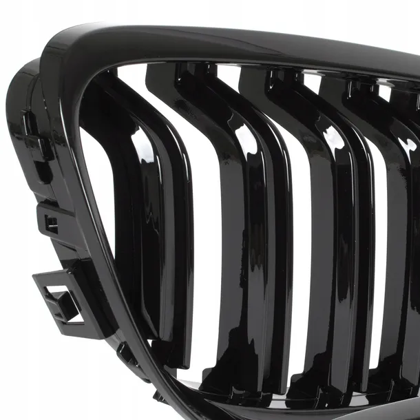 dlaauta-da-21148-a-glossy-atrapa-grill-nerki-kolor-czarny