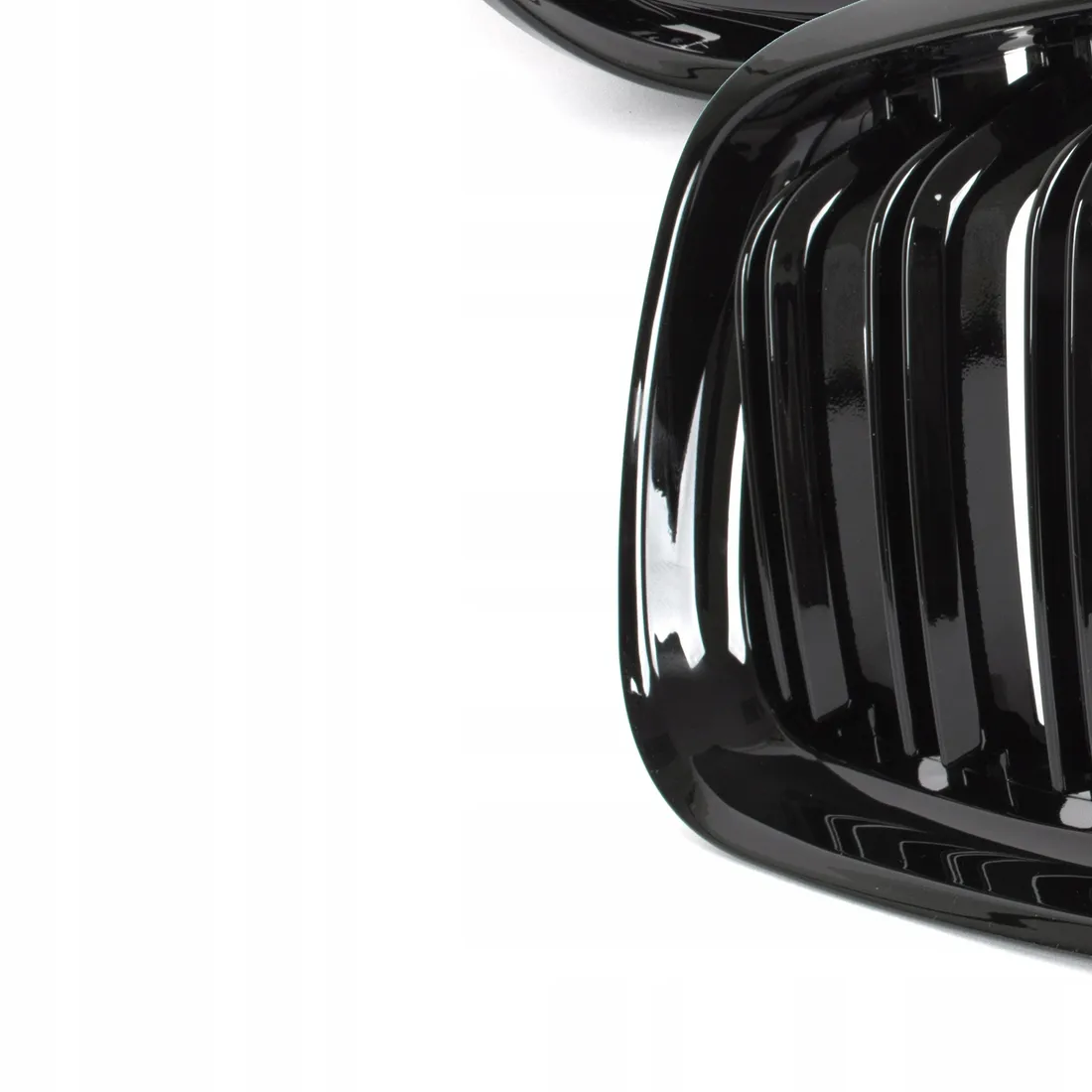 dlaauta-da-21148-a-glossy-atrapa-grill-nerki