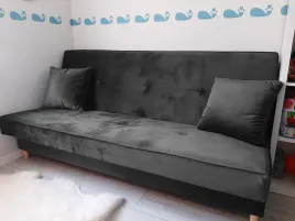 wersalka-rozkladana-do-pokoju-w-bloku-sofa-z-pojemnikiem