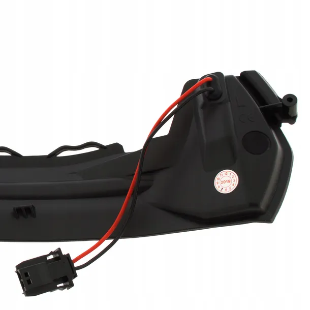 dynamiczne-kierunkowskazy-led-audi-a3-8v-13-20-producent-czesci-dlaauta-typ-samochodu-4x4-suv