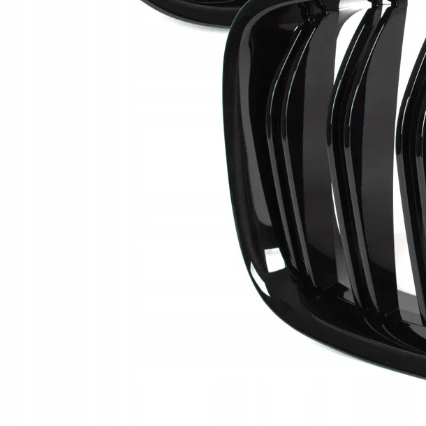 nerki-grill-atrapa-bmw-5-gt-m-performance-waga-z-opakowaniem-0-84-kg