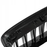 nerki-grill-atrapa-bmw-5-gt-m-performance-strona-zabudowy-przod