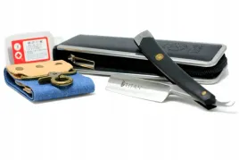 brzytwa-tradycyjna-klasyczna-do-golenia-titan-251-pas-i-etui-stal-acrm