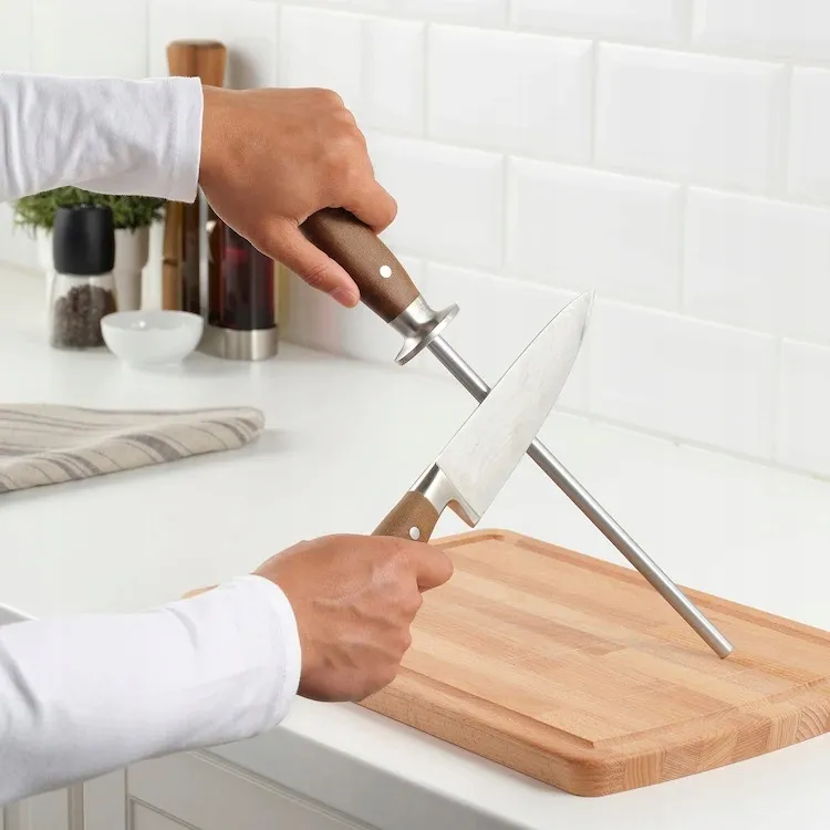 ikea-briljera-ostrzalka-do-noza-25cm